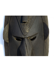 Очень большая маска из Папуа-Новой Гвинеи