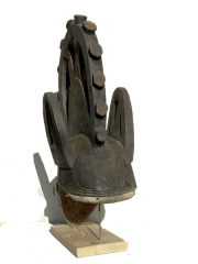Маска-шлем народности Igbo с гребнем. Страна происхождения: Нигерия