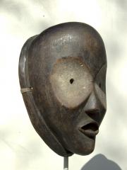 Африканская маска Lulua (Конго) 