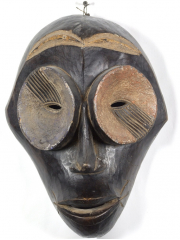 Африканская маска Ngbaka из коллекции VS