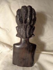 Статуэтка женщины из палисандра, привезена из Мали