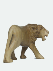 Фигурка льва из дерева. Сделано в Африке