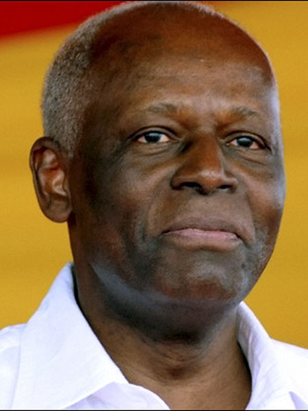 Жозе Эдуарду душ Сантуш [Ангола], годы правления 1979-2017