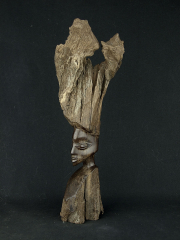 Статуэтка африканской красавицы из черного дерева
