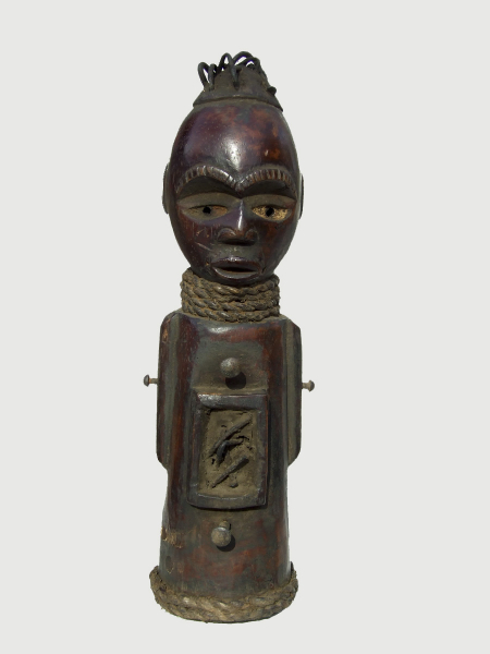 Ритуальная статуэтка-фетиш народности Yombe. Страна происхождения - Демократическая республика Конго. 