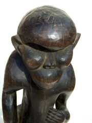 Ритуальная фигура гориллы Bulu Gorilla