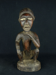 Фигура предка, созданная колдуном Nganga для защиты от колдовства, невезения или для других целей