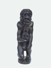 Купить африканскую статуэтку из дерева мужчины курильщика с трубкой