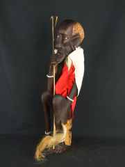 Африканская статуэтка из дерева "Масай и бисер"