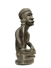 Африканская мемориальная статуэтка вождя народности Yombe