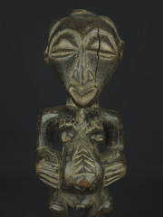 Фигура женщины предка народности Songue