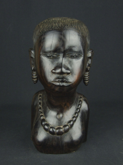 Бюст женщины из эбенового дерева "Луанда"