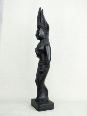 Статуэтка из дерева богини Парвати