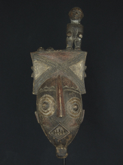Африканская маска народности Winiama