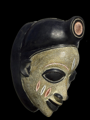 Африканская маска народности Yoruba