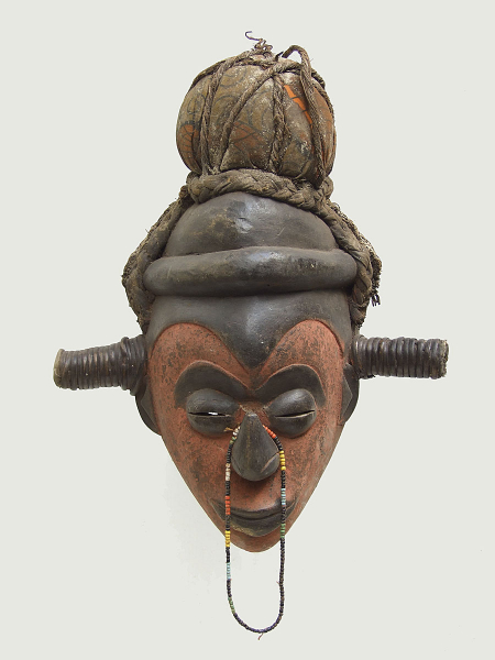 Шлем маска народности Yaka (Демократическая Республика Конго)