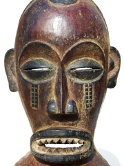Ритуальная африканская маска Chihongo (Ангола)