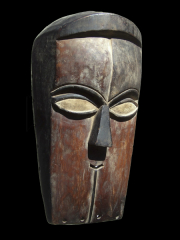 Эффектная африканская маска из Габона Aduma