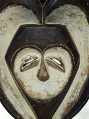 Африканская маска Kwele из Западной Африки