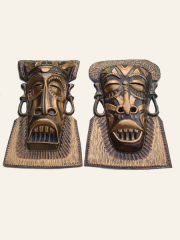 Купить две декоративные настенные маски из металла народности Chokwe