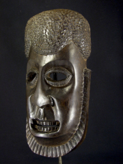 Африканская маска Скалозуб Сергей Сергеевич из эбенового дерева