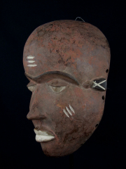 Купать африканскую маску народности Western Pende