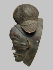 Африканская маска Punu с азиатским лицом, страна происхождения Габон 