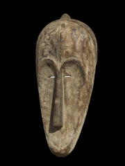 Африканская ритуальная маска народности Fang. Страна происхождения Габон. Материал дерево. Высота 70 см. 