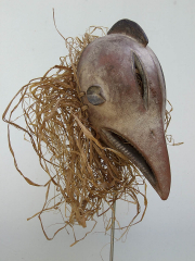 Ритуальная африканская маска народности Dan, изображающая птицу