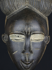 Африканская маска народности Guro [Кот-д'Ивуар]
