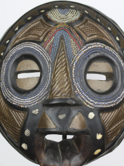 Африканская маска с бисером Akan из Ганы как в фильме "Как я встретил вашу маму"