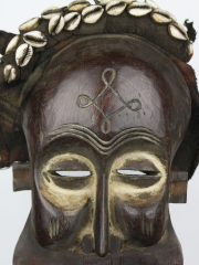 Редкая маска народности Chokwe