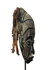 Купить африканскую маску Chokwe с доставкой по всей России