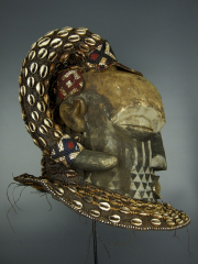 Эффектный шлем маска народности Kuba