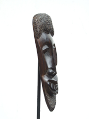 Настенная африканская маска «Внутренний голос» их эбенового дерева