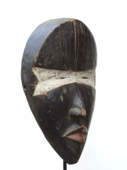 Деревянная африканская маска Dan из Либерии