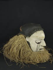 Маска шлем народности Suku