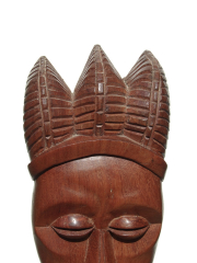 Африканская маска из красного дерева "Модель"