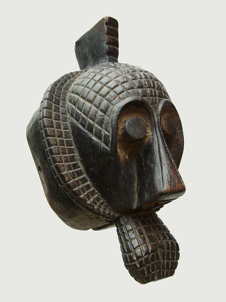 Культовая маска народности Ijo