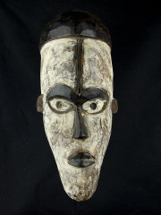 Африканская маска народности Bakongo