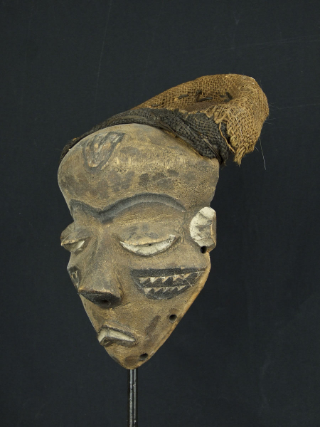 Африканская маска Pende из Конго