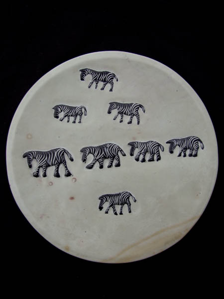 Круглые тарелки из Африки, сделанные из камня талькохлорита